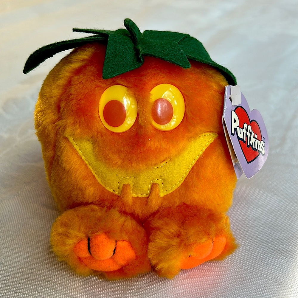 NWT Puffkins Jack the Pumpkin plush Halloween season limited edition collectible